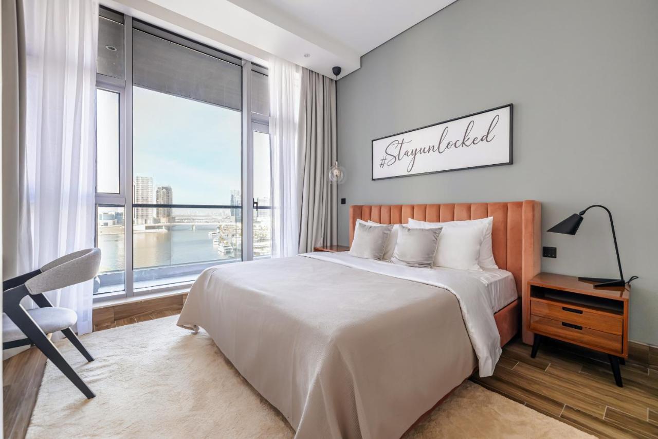 Appartamento Unlock J One Downtown Dubai Esterno foto