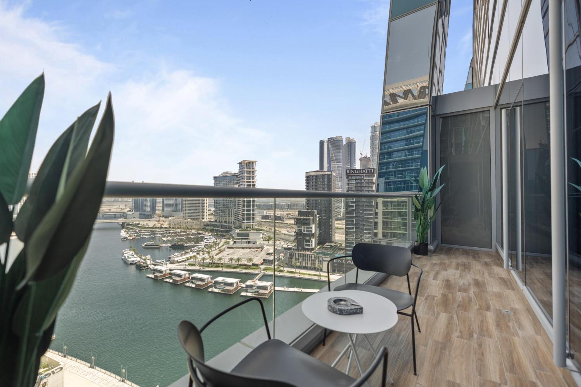 Appartamento Unlock J One Downtown Dubai Esterno foto
