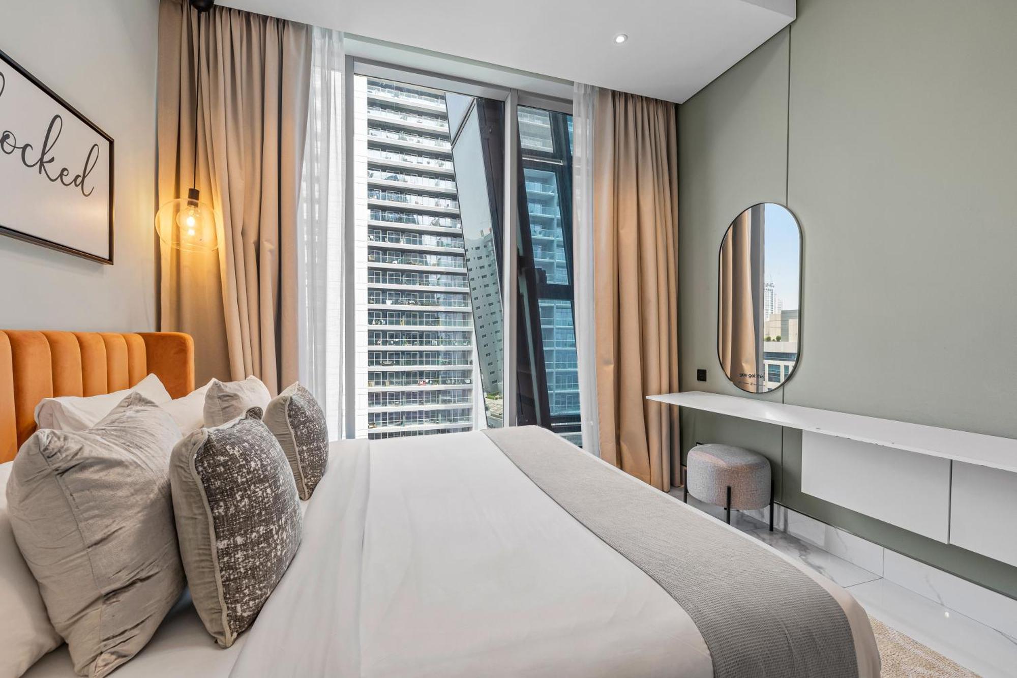 Appartamento Unlock J One Downtown Dubai Esterno foto