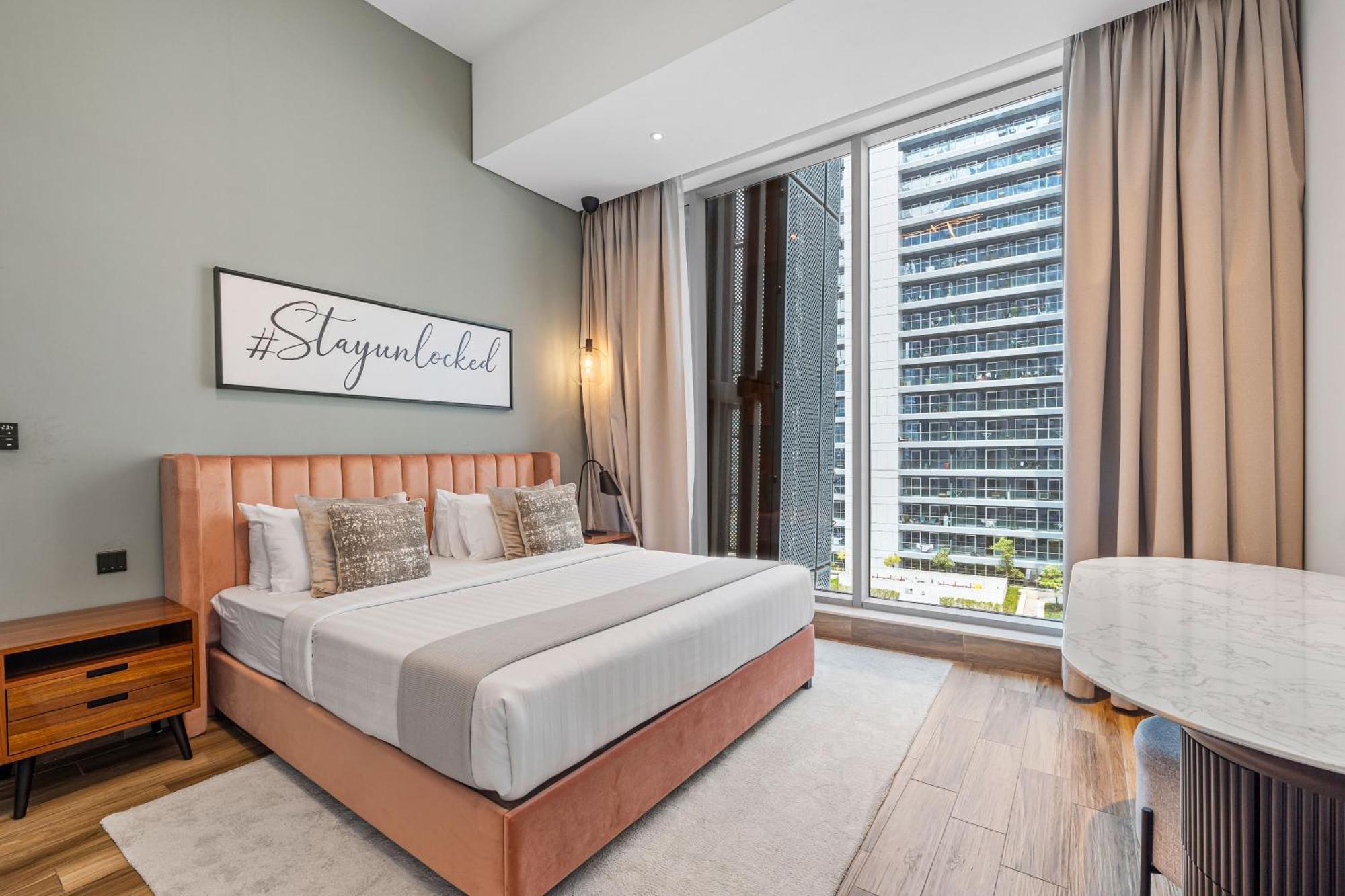 Appartamento Unlock J One Downtown Dubai Esterno foto