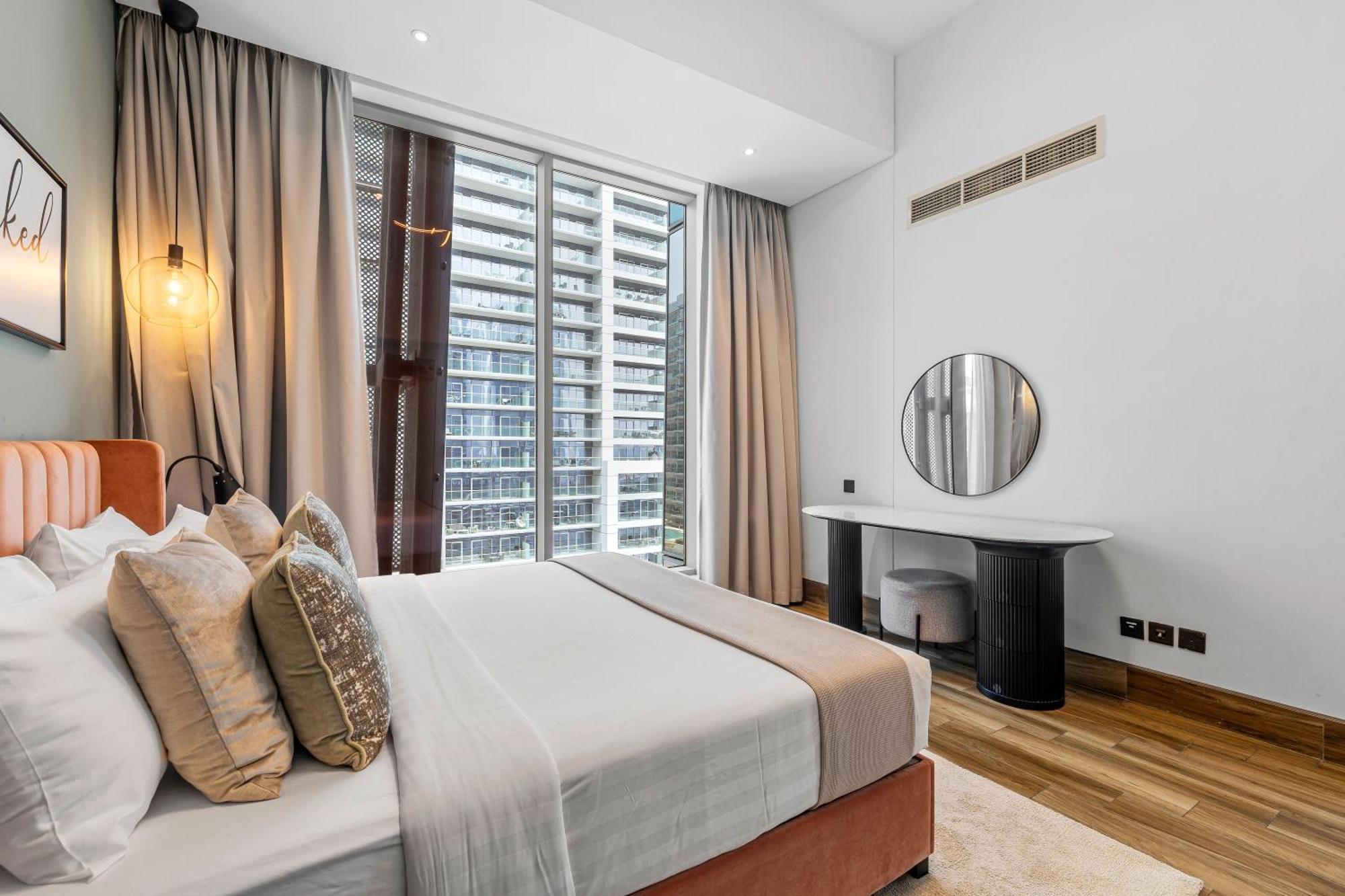 Appartamento Unlock J One Downtown Dubai Esterno foto
